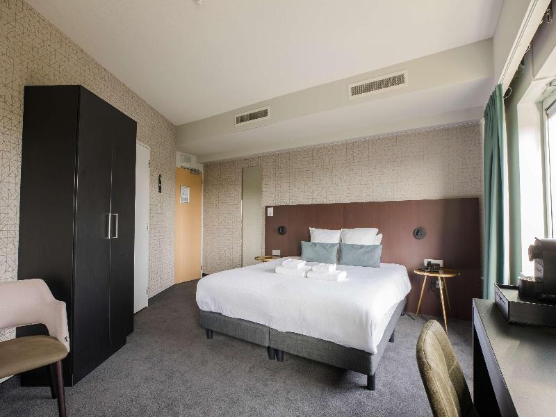Flonk Hotel Groningen Zuid, BW Signature Collectio image