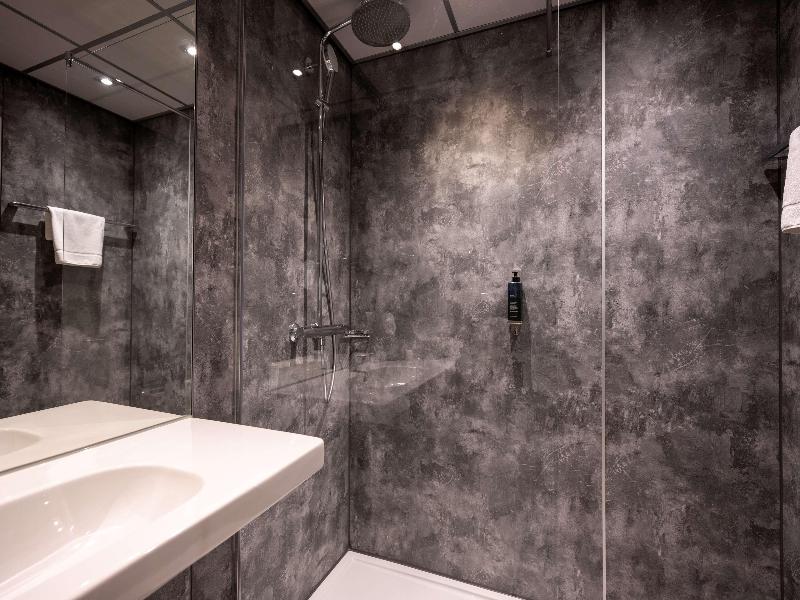 Flonk Hotel Groningen Zuid, BW Signature Collectio image