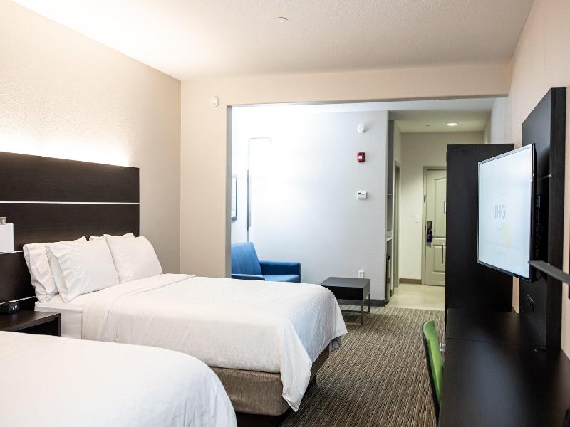 SUITE Accessible-Two Queen Beds