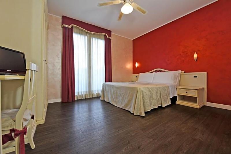 Villa Daniela image