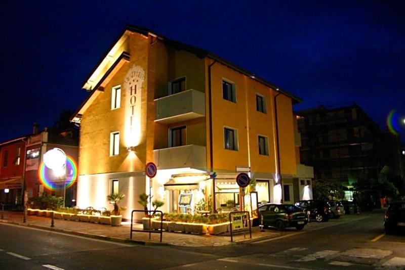 Villa Daniela image