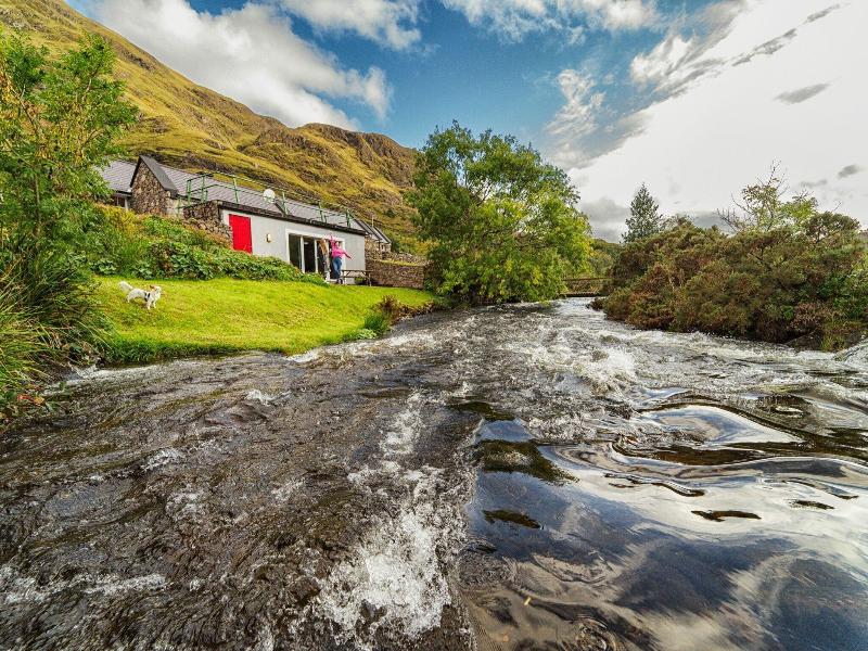 Delphi Lodge Connemara Hotel image