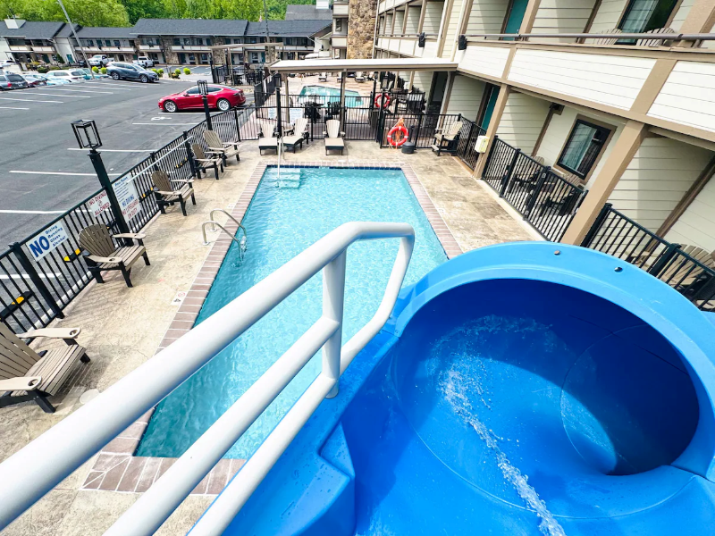 Best Western Johnson's Inn Downtown Gatlinburg image