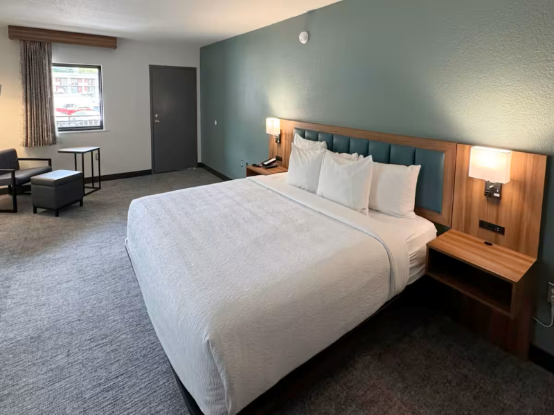 Best Western Johnson's Inn Downtown Gatlinburg image
