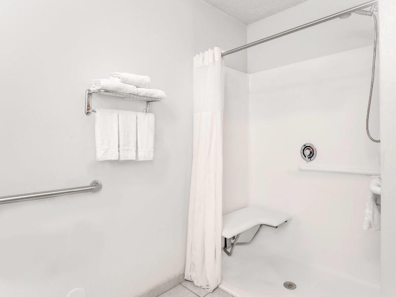 Days Inn by Wyndham Greensboro NC image