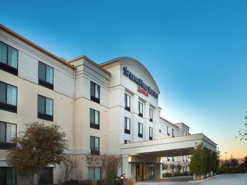 SpringHill Suites DFW Airport North-Grapevine image