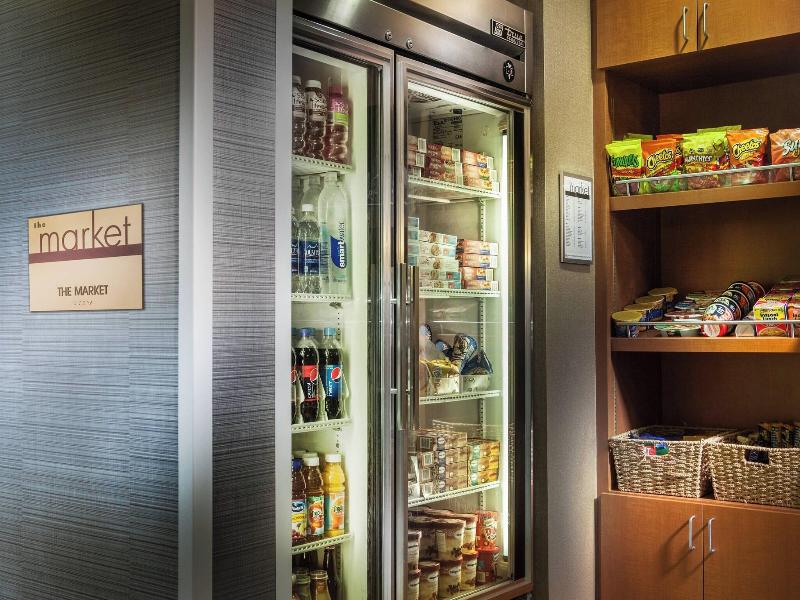 SpringHill Suites DFW Airport North-Grapevine image