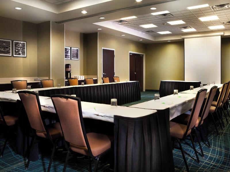 SpringHill Suites DFW Airport North-Grapevine image