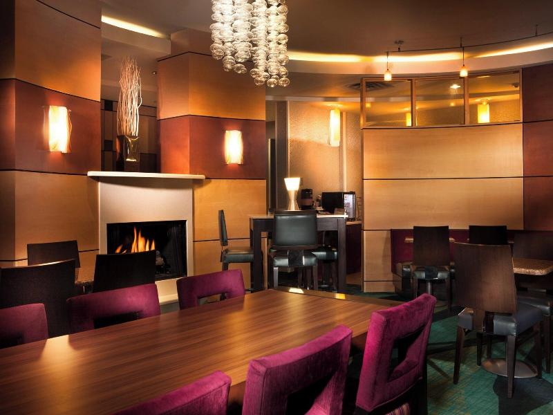 SpringHill Suites DFW Airport North-Grapevine image