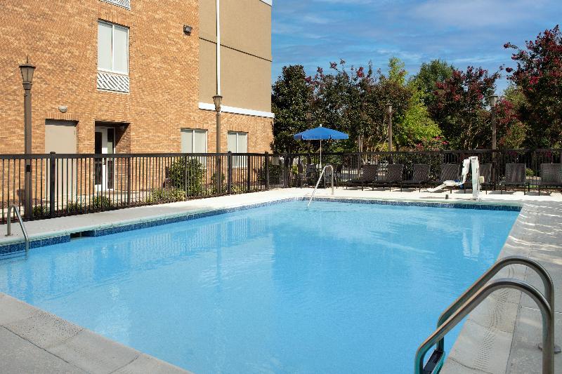 Holiday Inn Express Hotel & Suites Greensboro - Ai image
