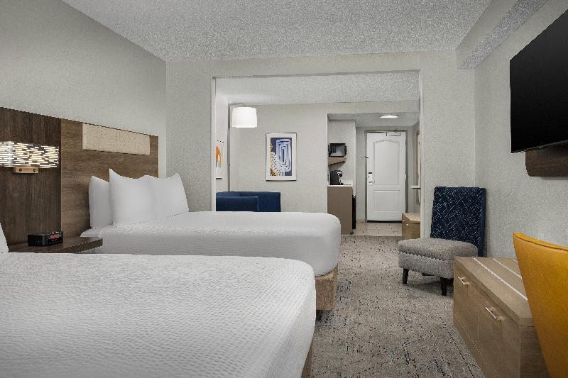 Holiday Inn Express Hotel & Suites Greensboro - Ai image