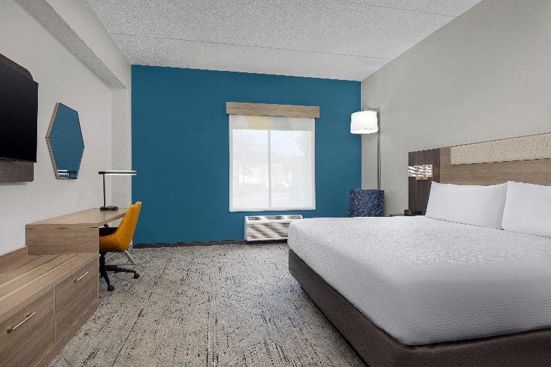 Holiday Inn Express Hotel & Suites Greensboro - Ai image