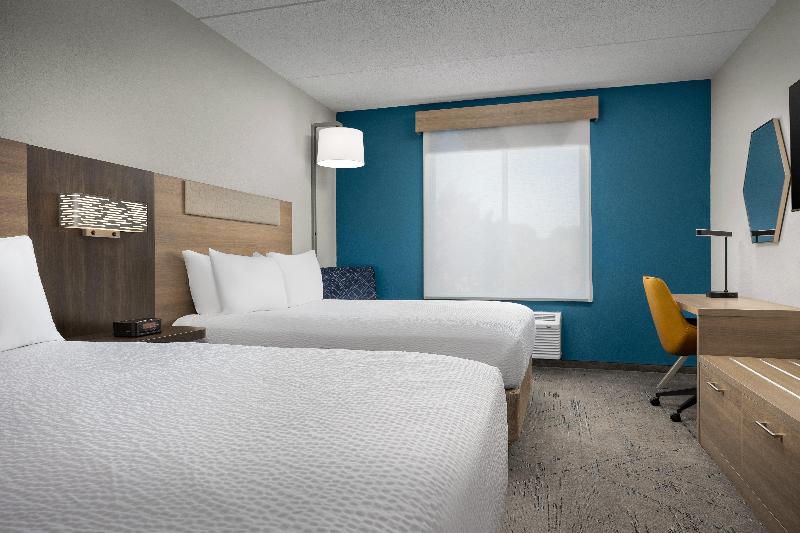 Holiday Inn Express Hotel & Suites Greensboro - Ai image