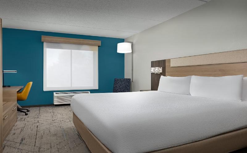 Holiday Inn Express Hotel & Suites Greensboro - Ai image