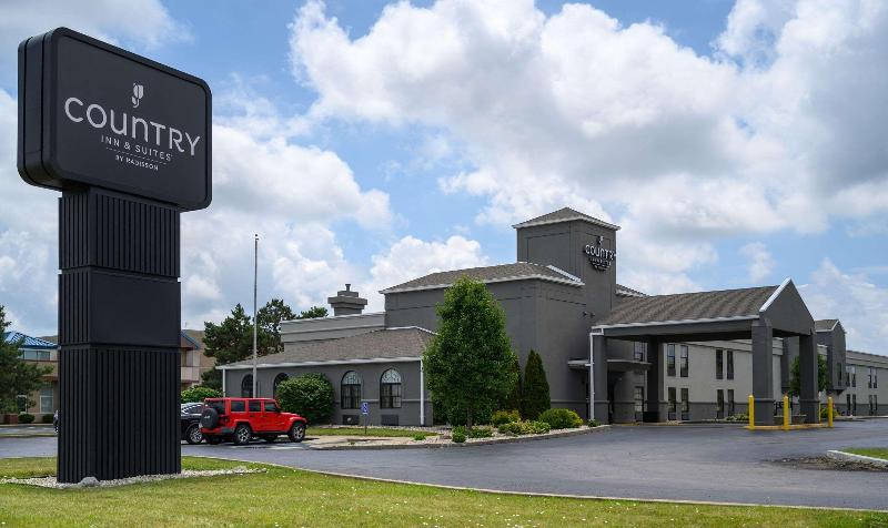 Country Inn & Suites by Radisson, Greenfield, IN image