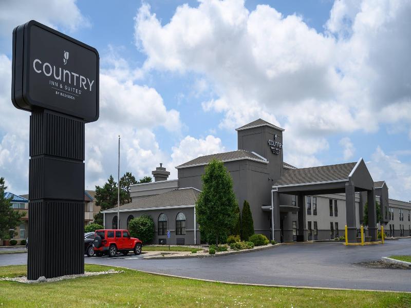 Country Inn & Suites by Radisson, Greenfield, IN image