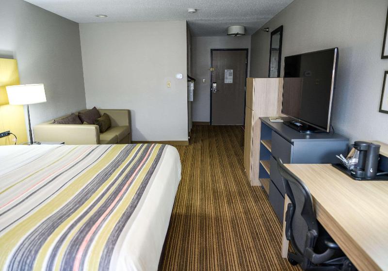 Country Inn & Suites by Radisson, Greenfield, IN image
