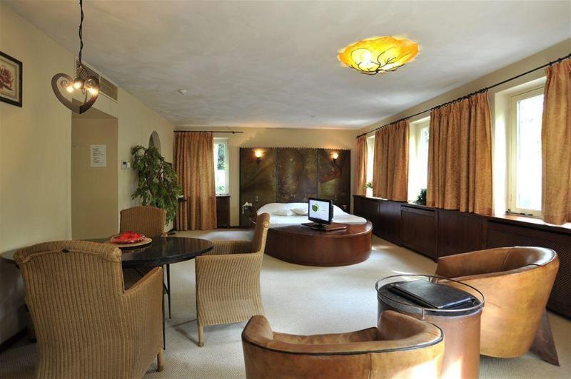 Hotel Mastbosch Breda image