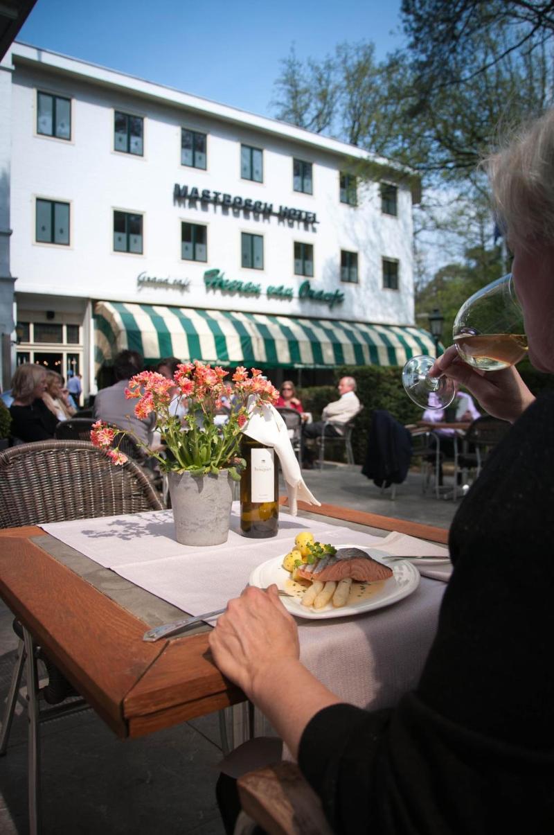 Hotel Mastbosch Breda image