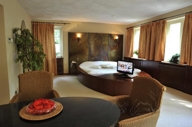 Hotel Mastbosch Breda image