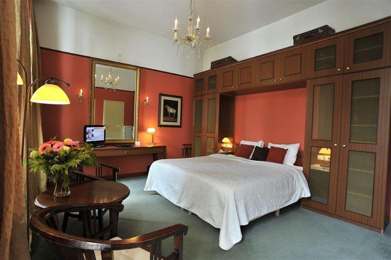 Hotel Mastbosch Breda image