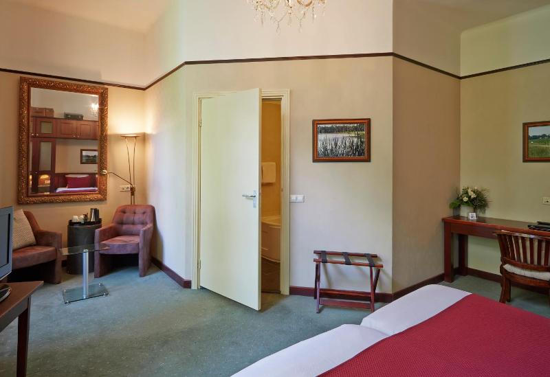 Hotel Mastbosch Breda image