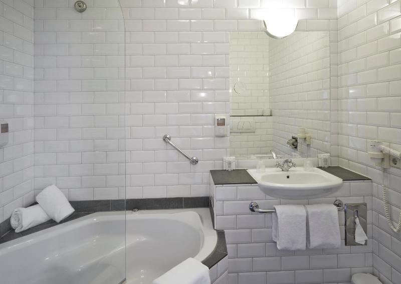 Hotel Mastbosch Breda image