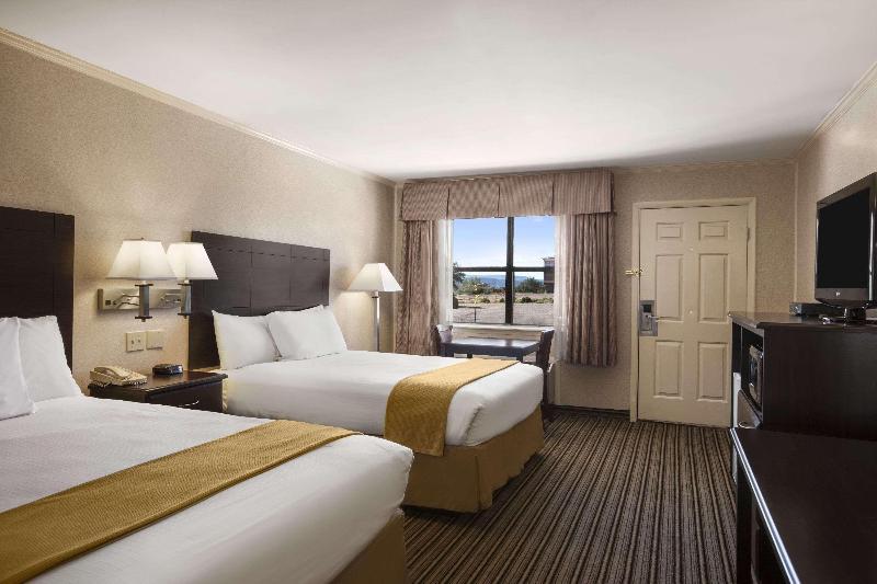 Bed room