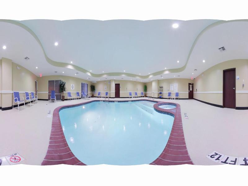 Holiday Inn Express Eunice image