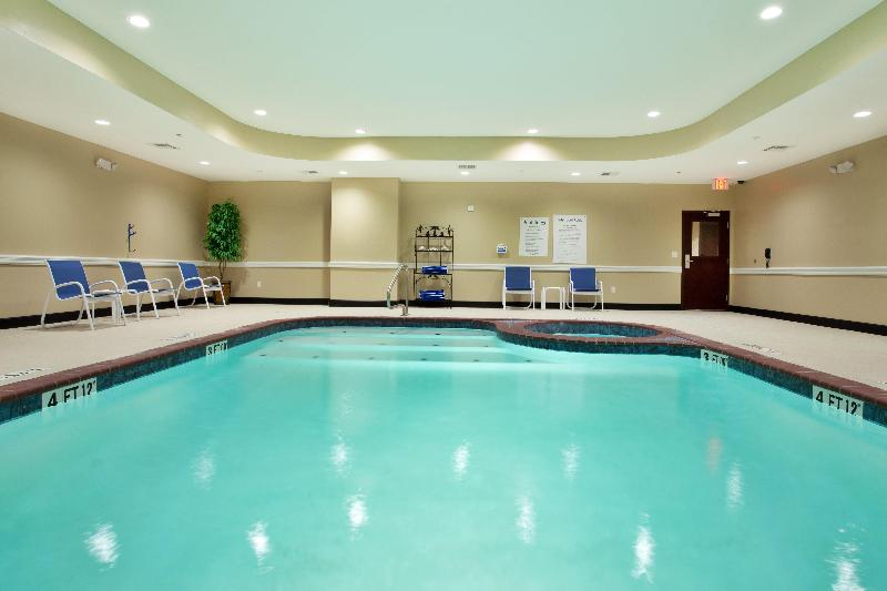 Holiday Inn Express Eunice image