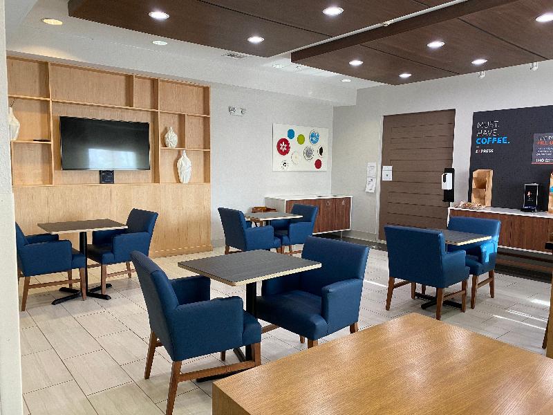 Holiday Inn Express Eunice image