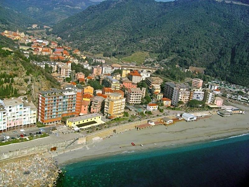 La Lampara image