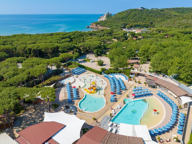Camping Village Baia Azzurra Club image