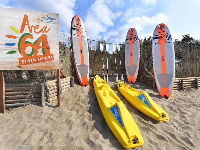 Camping Village Baia Azzurra Club image