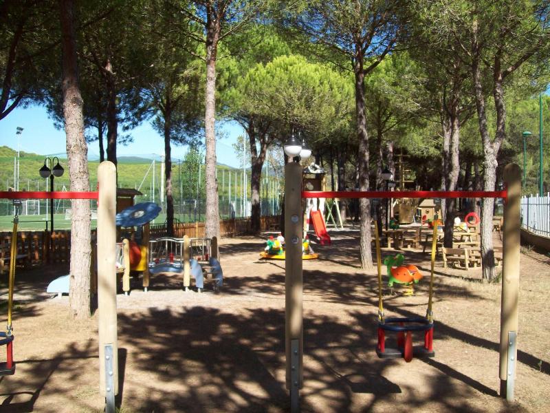 Camping Village Baia Azzurra Club image