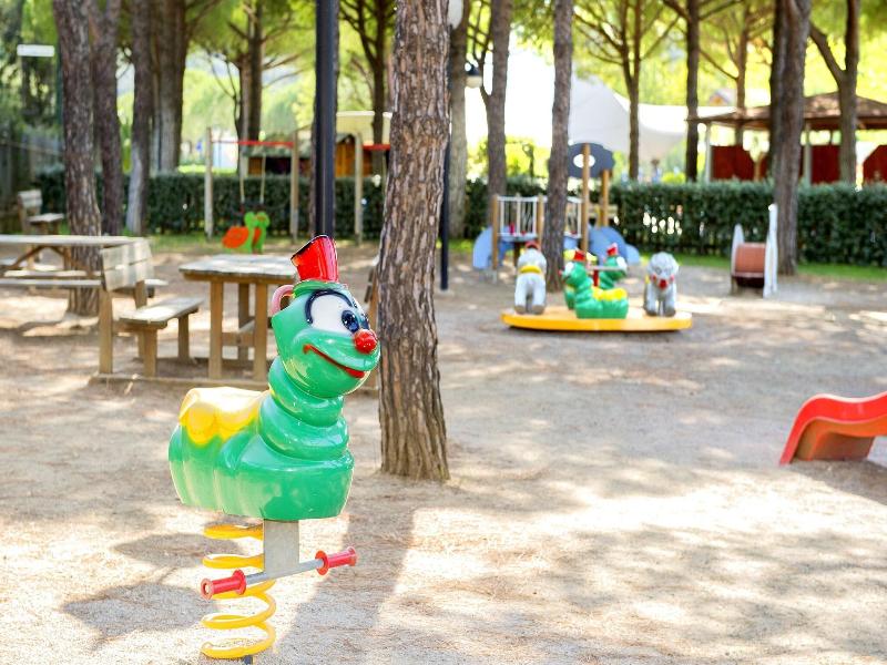 Camping Village Baia Azzurra Club image
