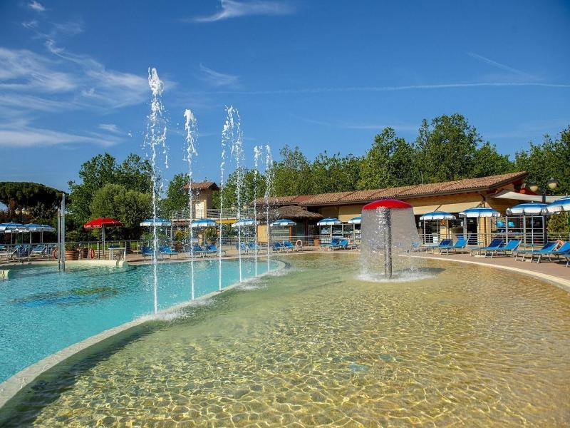 Camping Village Baia Azzurra Club image