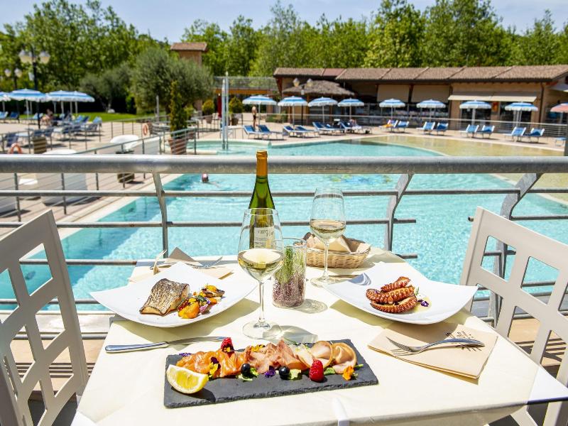 Camping Village Baia Azzurra Club image