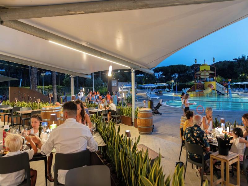 Camping Village Baia Azzurra Club image