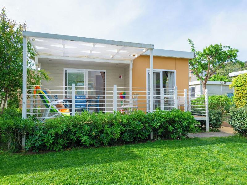 Camping Village Baia Azzurra Club image