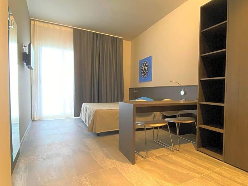 Tirreno image