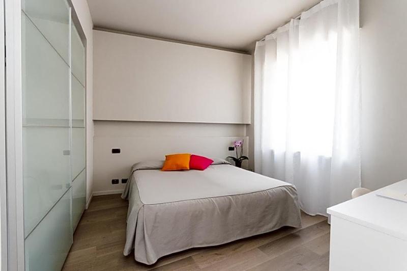 Tirreno image