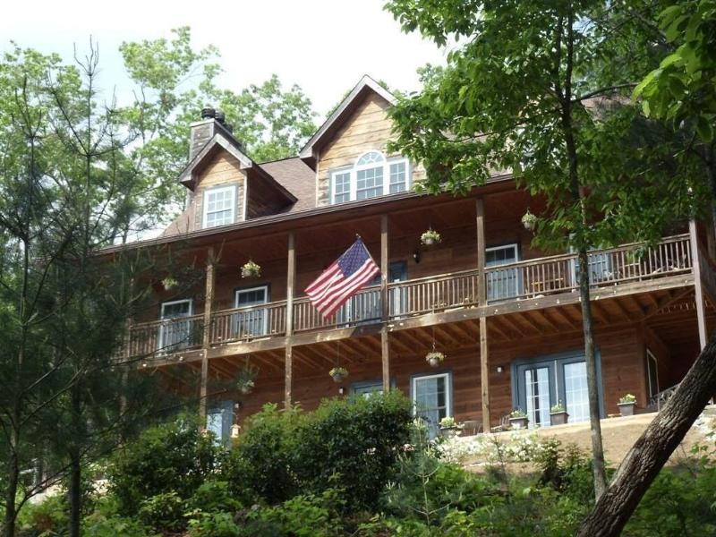 Long Mountain Lodge B&B image