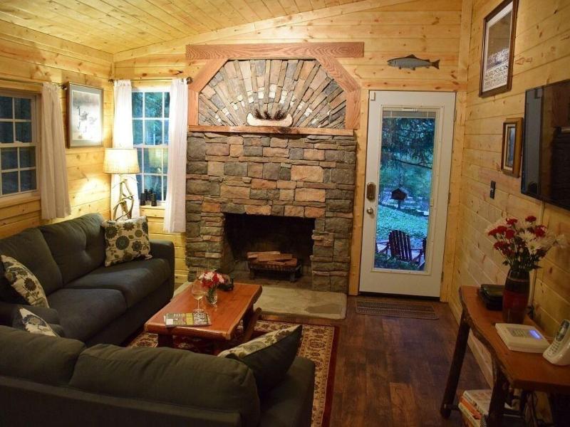 Long Mountain Lodge B&B