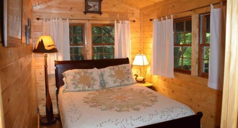 Long Mountain Lodge B&B image