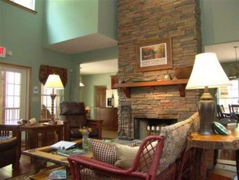 Long Mountain Lodge B&B image
