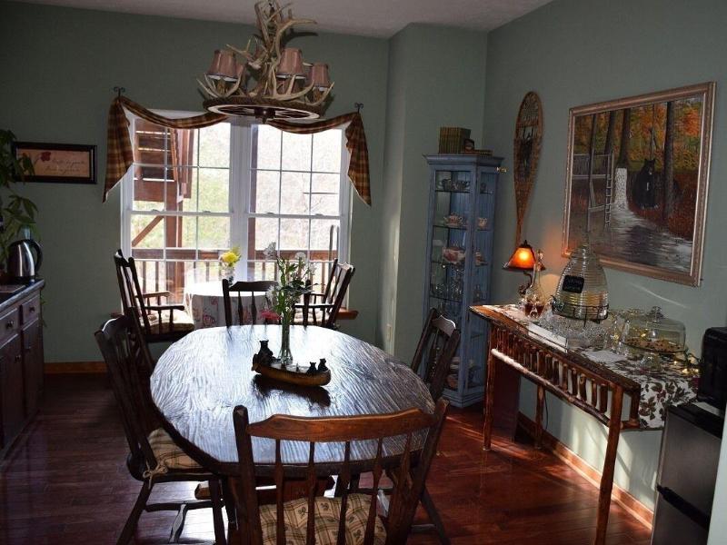 Long Mountain Lodge B&B