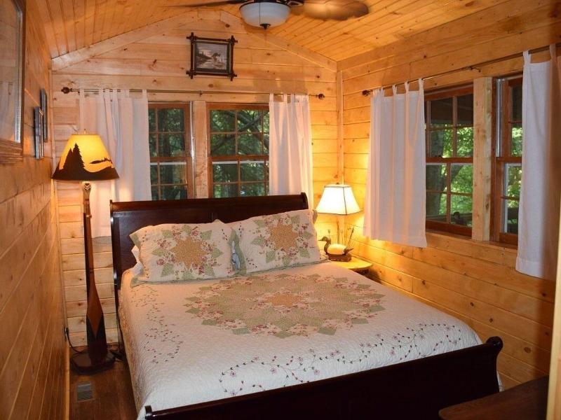 Long Mountain Lodge B&B image