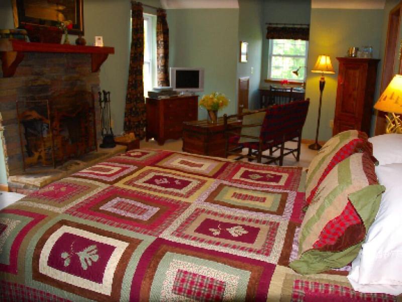 Long Mountain Lodge B&B image