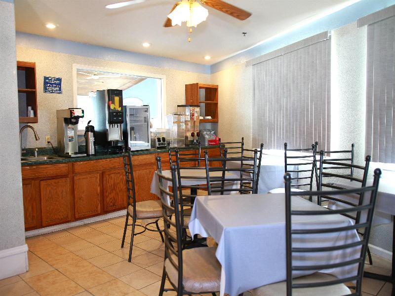 Travelodge By Wyndham Guymon image